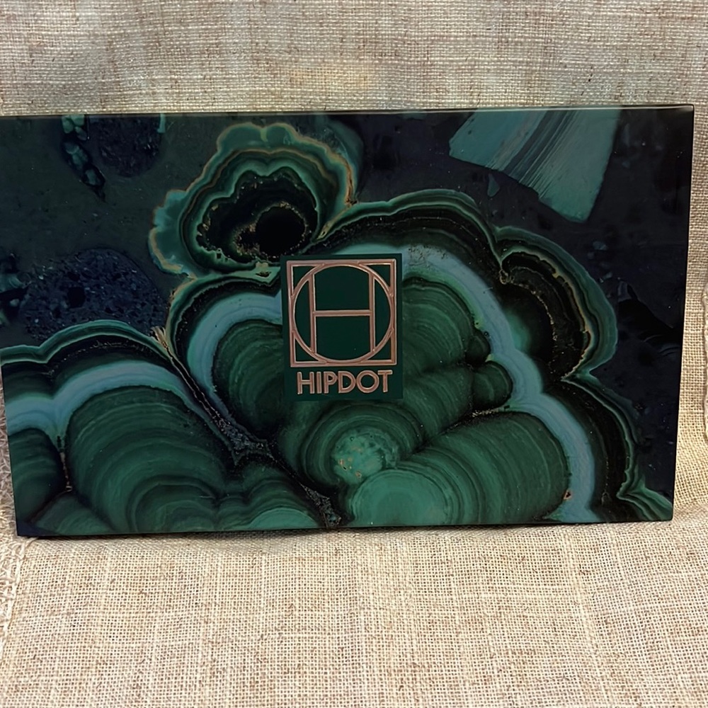 HipDot Cenote Pressed Eye Shadow Pallet
